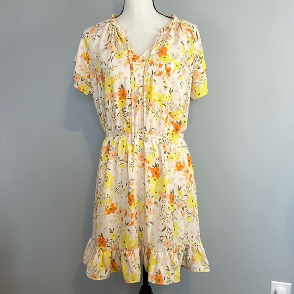 LC Lauren Conrad Dresses & Skirts - Lauren Conrad Floral Spring Ruffle Midi Short Sleeve V Neck Church Easter Dress